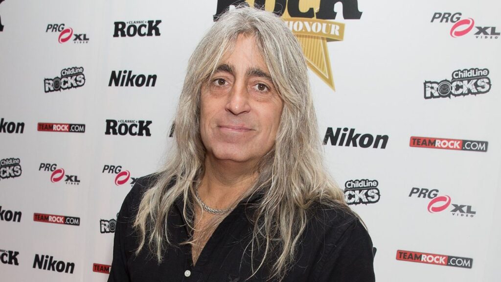 mikkey dee förmögenhet